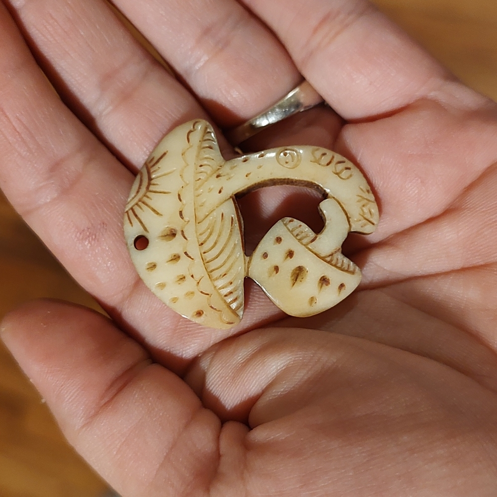 NEW!🍄 unique shroom pendant